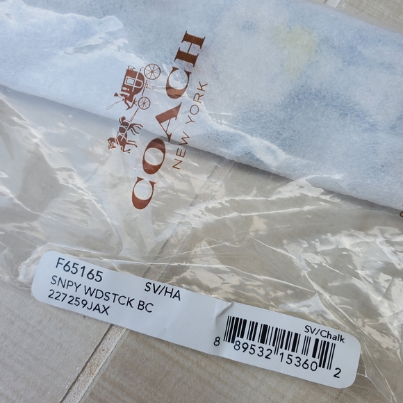 NWT COACH SNOOPY Keychain F65165 - Picture 6 of 6